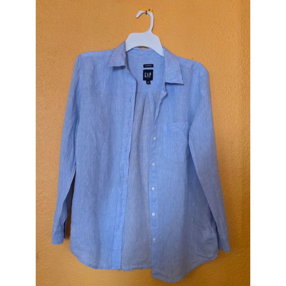 Gap Women's boyfriend shirt crafted from 100% blue linen Size XS
